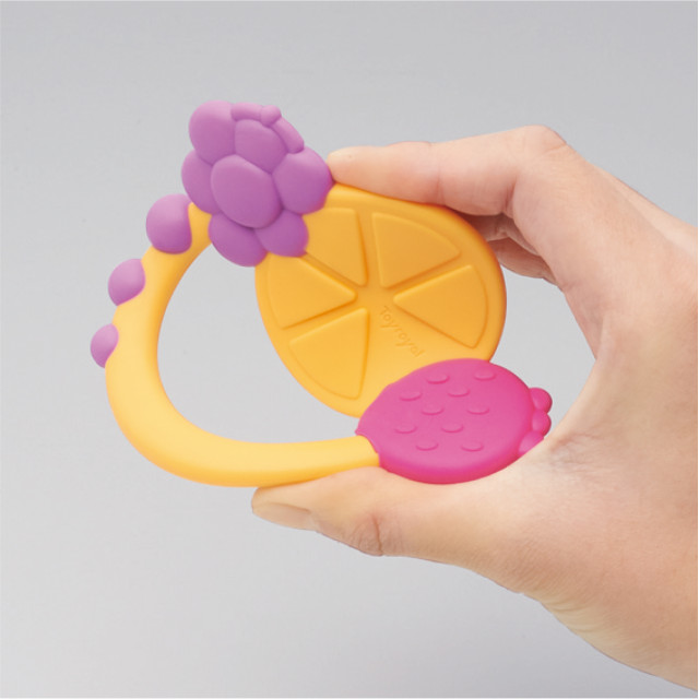 Toyroyal樂雅｜牙膠水果搖鈴(NO.3198)