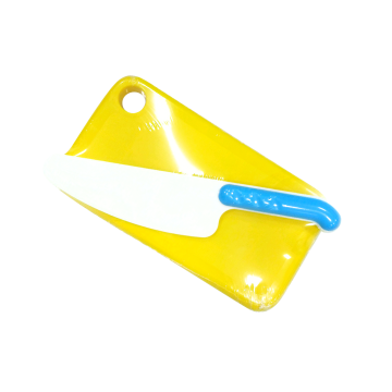 Toyroyal樂雅｜砧板+刀子組(No.9964-T)